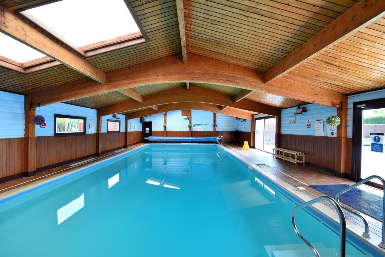 Hazelwood 4 Pinewood Retreat Villa Лайм Риджис Екстериор снимка