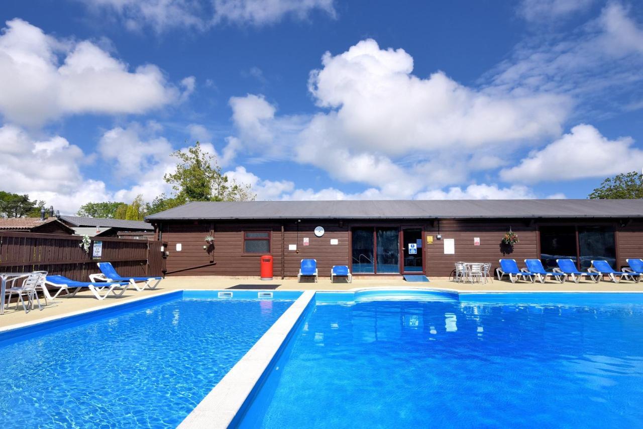 Hazelwood 4 Pinewood Retreat Villa Лайм Риджис Екстериор снимка